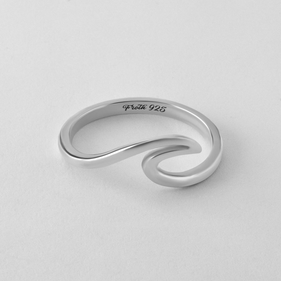 Crest Ring – Froth Collection